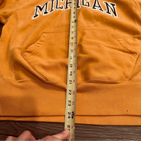 VINTAGE UNIVERSITY OF MICHIGAN GOLD HOODED SWEATSHIRT WOLVERINES COLLEGE 1980s - Picture 11 of 15